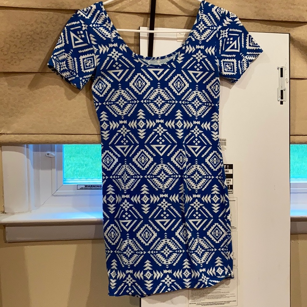 Blue and beige bodycon dress